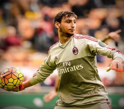 略伦特：我在足球方面很普通，能理解足协与亚马尔之间的问题（略伦特：自认球技普通，理解足协与亚马尔之间的分歧）