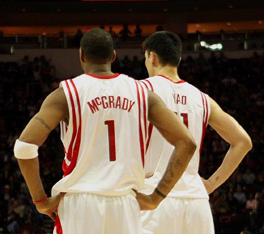 保加利亚传奇佩内夫被紧急送往肿瘤医院治疗，他曾患有睾丸癌（保加利亚名宿佩内夫紧急送至肿瘤医院救治，曾有睾丸癌病史）