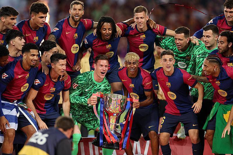 瓦伦西亚1-1塞维利亚，杜罗破门（杜罗进球，瓦伦西亚1-1战平塞维利亚）