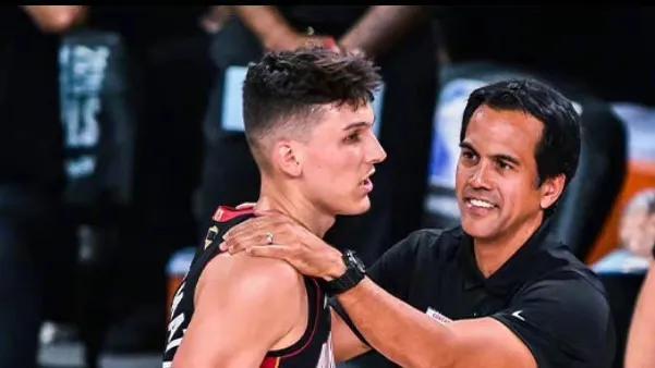 阿尔特塔的双线攻势：阿森纳在英超与欧冠的完美演绎（阿尔特塔两线并驱：阿森纳英超与欧冠的巅峰答卷）